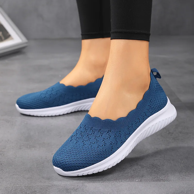 

Women Shoes Breathable Vulcanized Shoes Zapatillas Mujer Super Light Women Casual Shoes Summer Sneakers Loafers Size 42 WSH4839