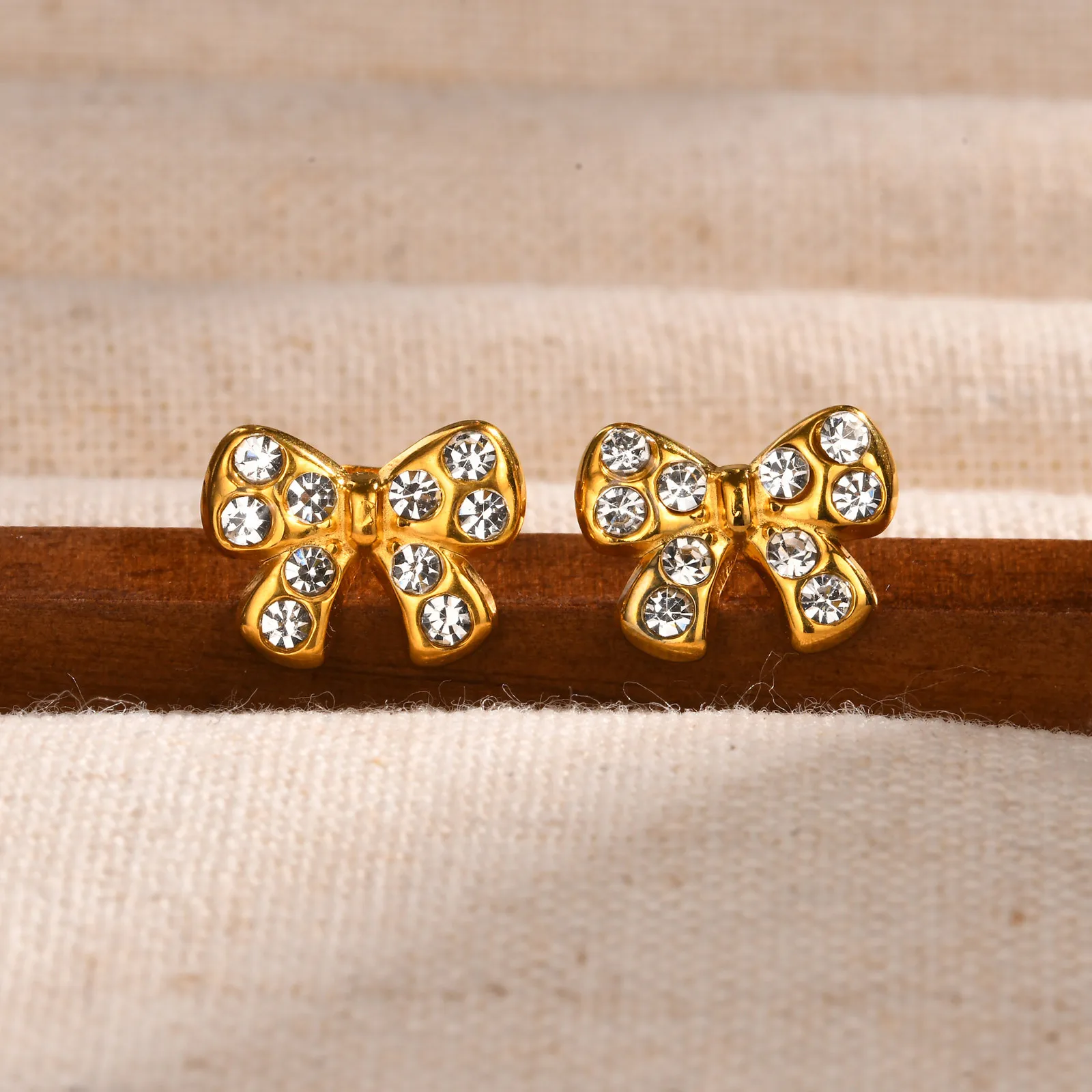 

Women Stud Earrings,stainless Steel Bow Knot with Cubic Zirconia, PVD Plated Wedding Jewelry