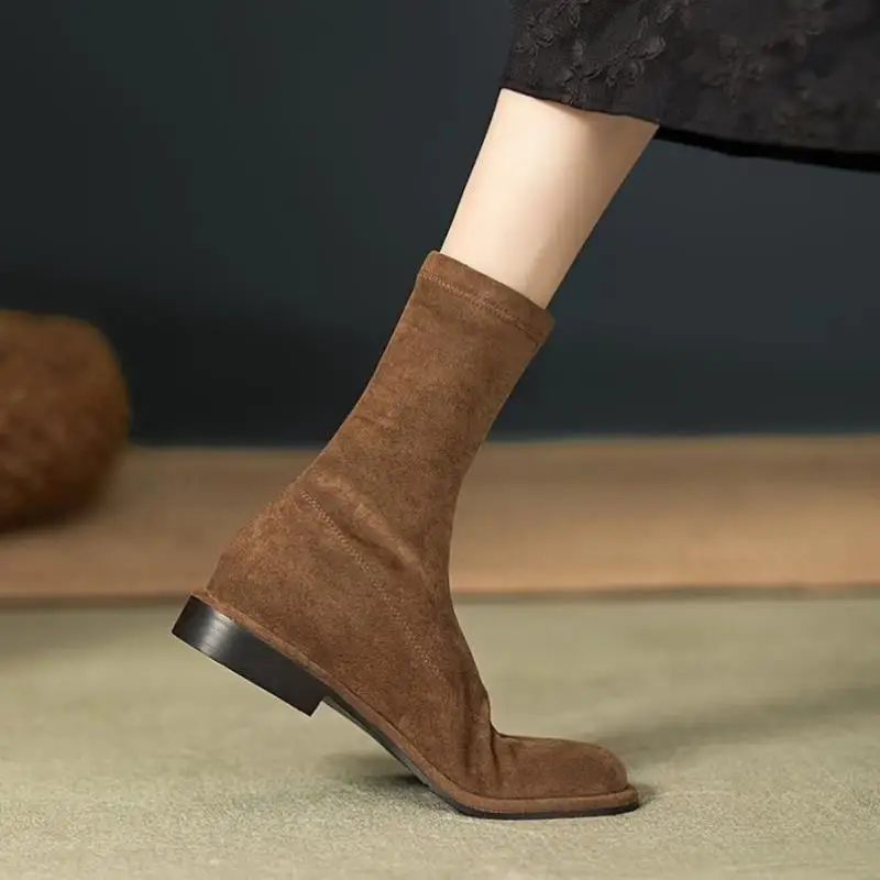 

2026 Трансграничный чехол для ботильонов, низкий квадратный каблук, круглая головка, модный женский oes, подходит для весны и осени