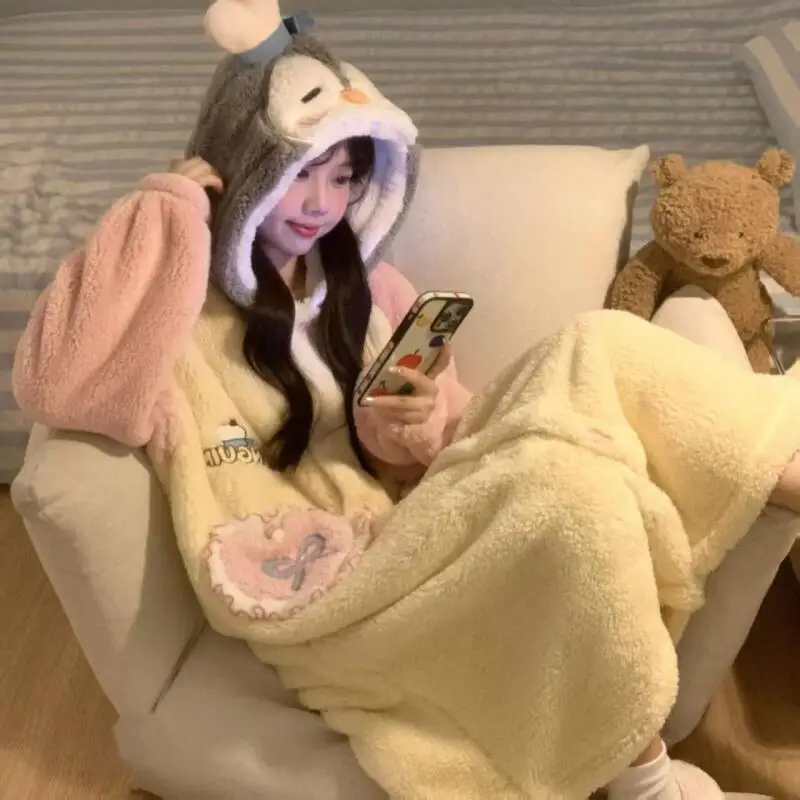 

Студенческая зимняя ночная рубашка, милая домашняя одежда, коралловый флис на флисовой подкладке, теплая одежда для сна, новая ночная рубашка с героями мультфильмов, кавайные женские пижамы