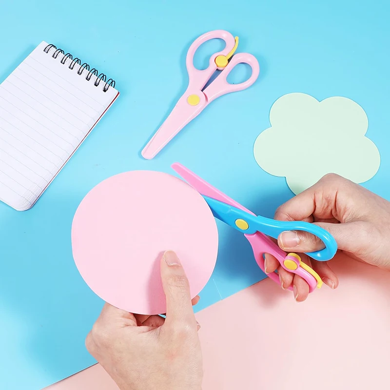 مقص بلاستيكي مزدوج اللون الربط اليدوية DIY بها بنفسك مقص آمن مكتب لوازم الفن طالب أدوات قطع الورق المحددة TMZ