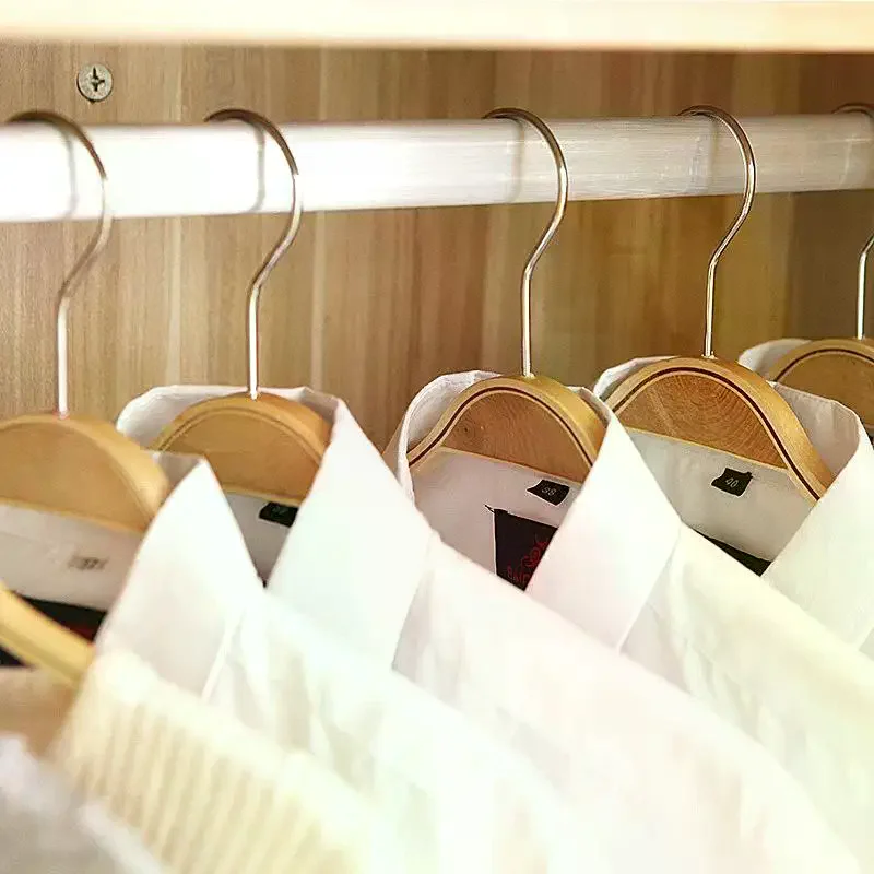 /TPz/Wood Clothes Hangers Non Slip Design Sturdy Hooks For Closet Organization Daily Use Natural