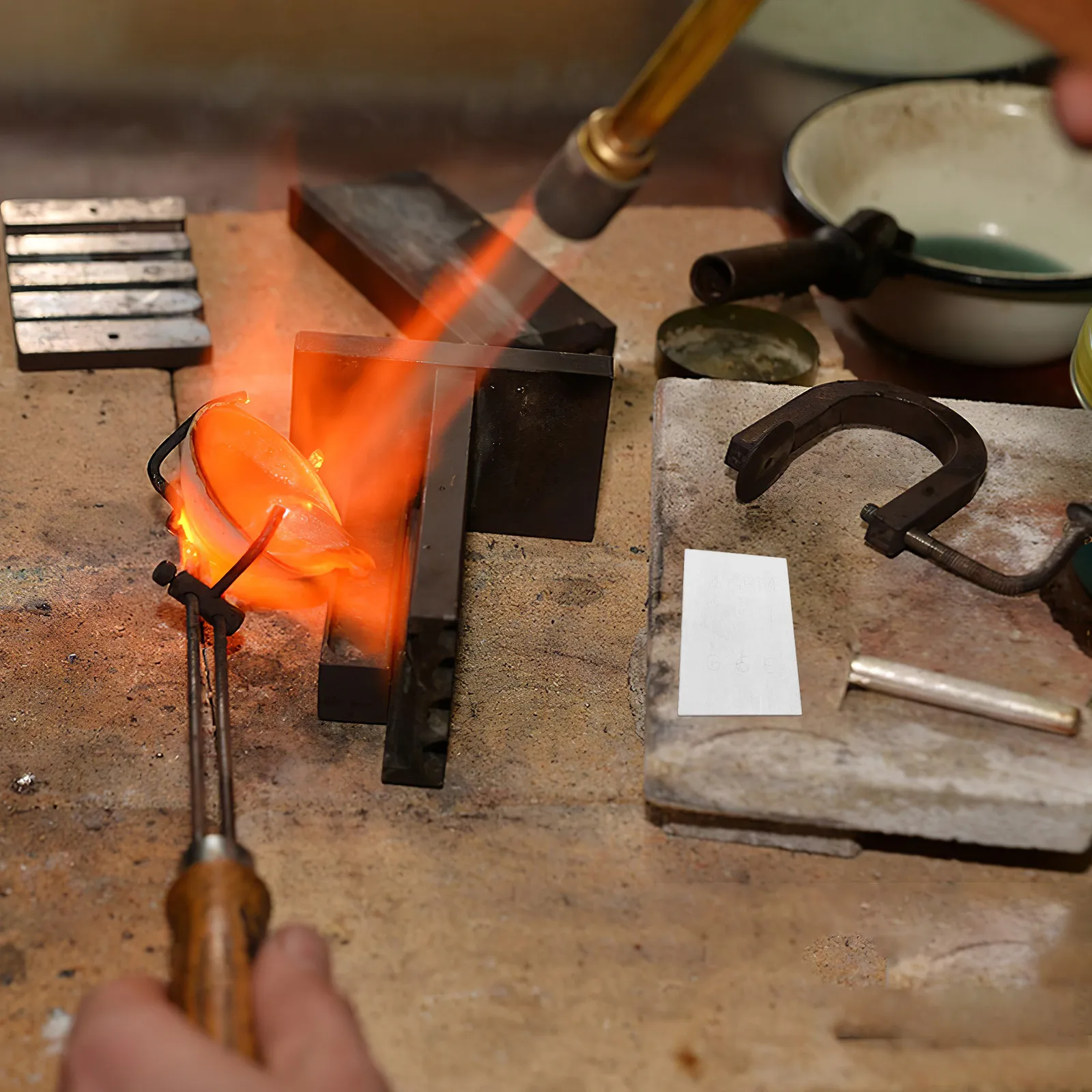 

Твердый серебряный припой в листах для изготовления ювелирных изделий, точной пайки и сварки, прочный и надежный