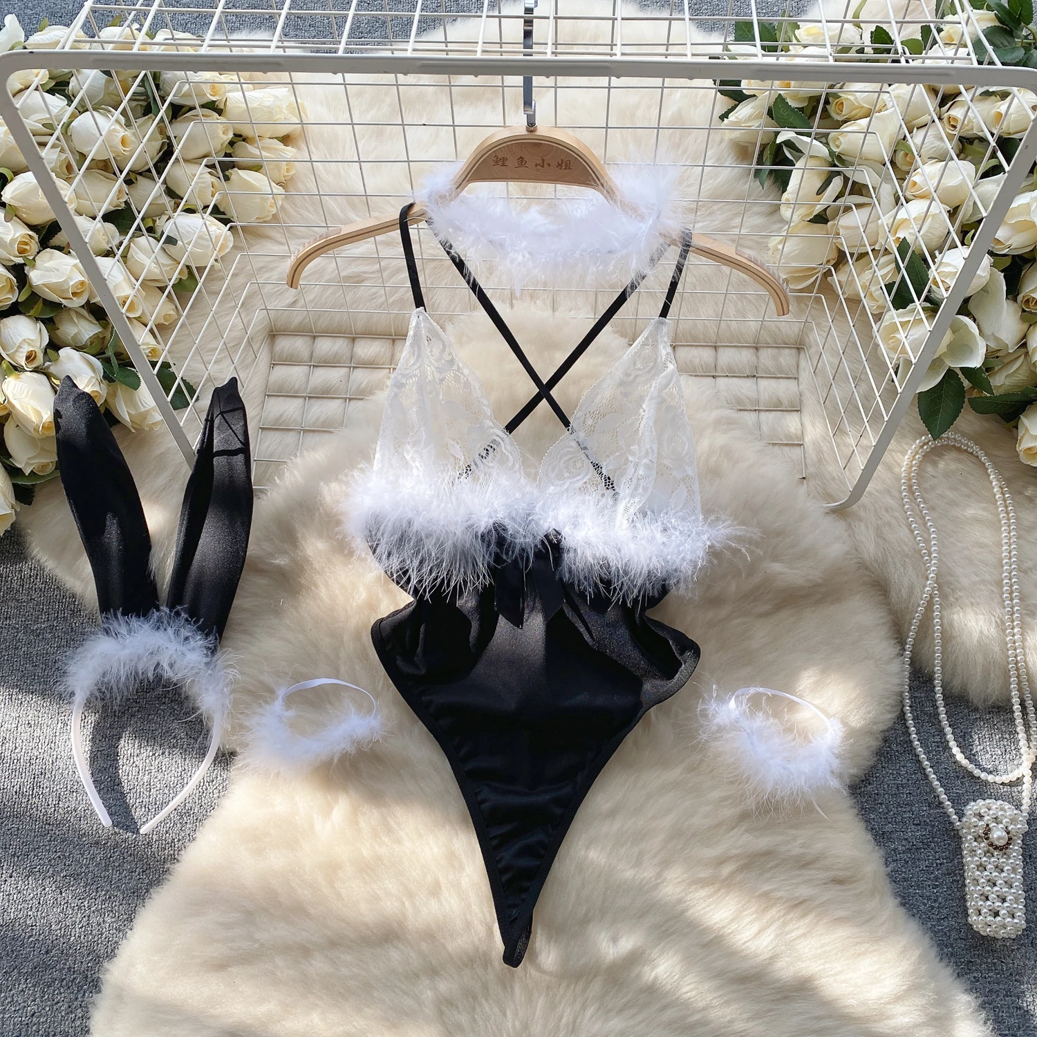 

Женское кружевное лоскутное боди на бретелях, модное цельное облегающее комбинированное меховое колготки с открытой спиной, эротический сексуальный комбинезон с кроликом