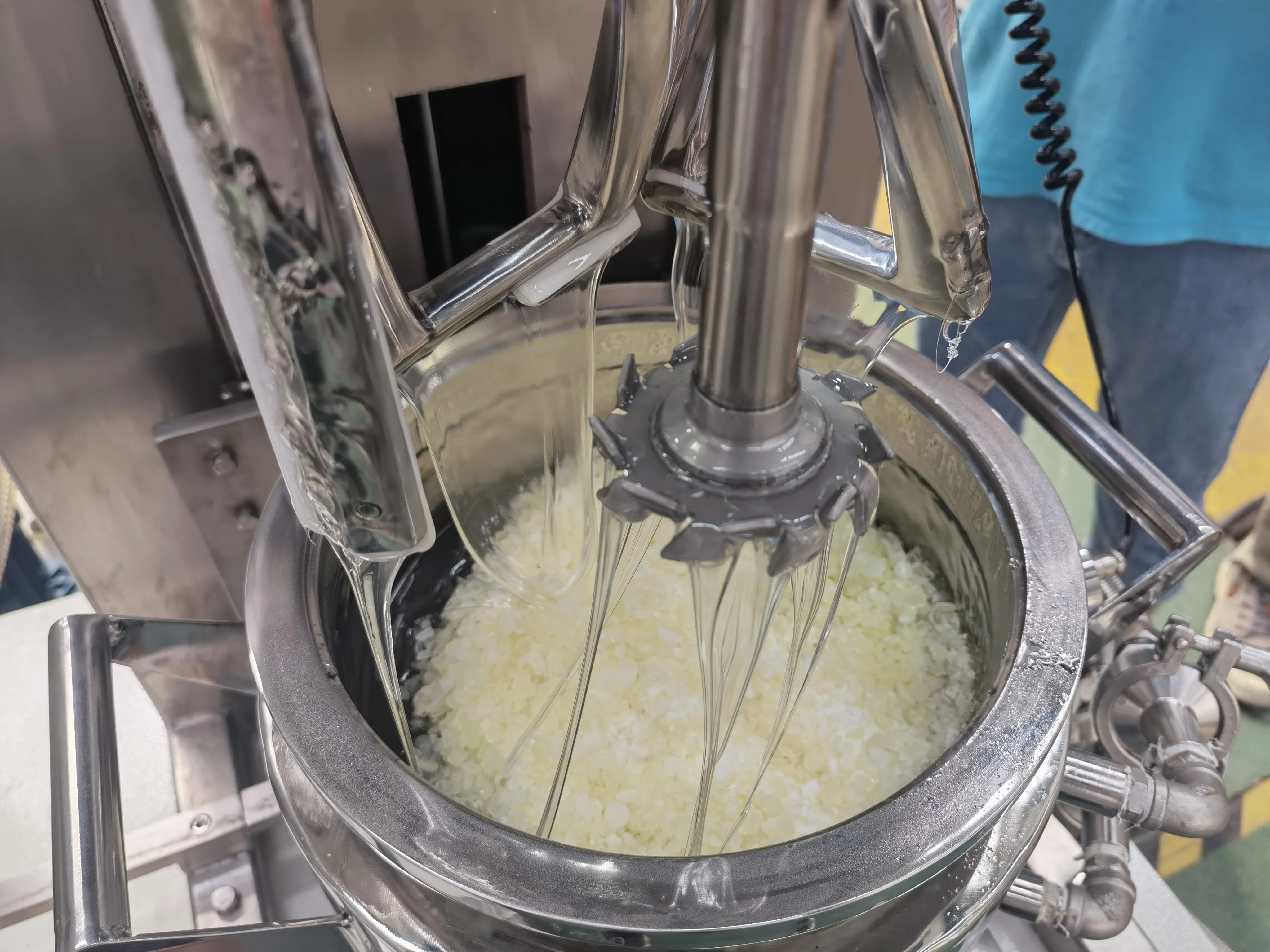 Double Planetary Mixer Industrial Use 30L Chemical Processing Mixer Vacuum Pump Temperature Control Low Noise