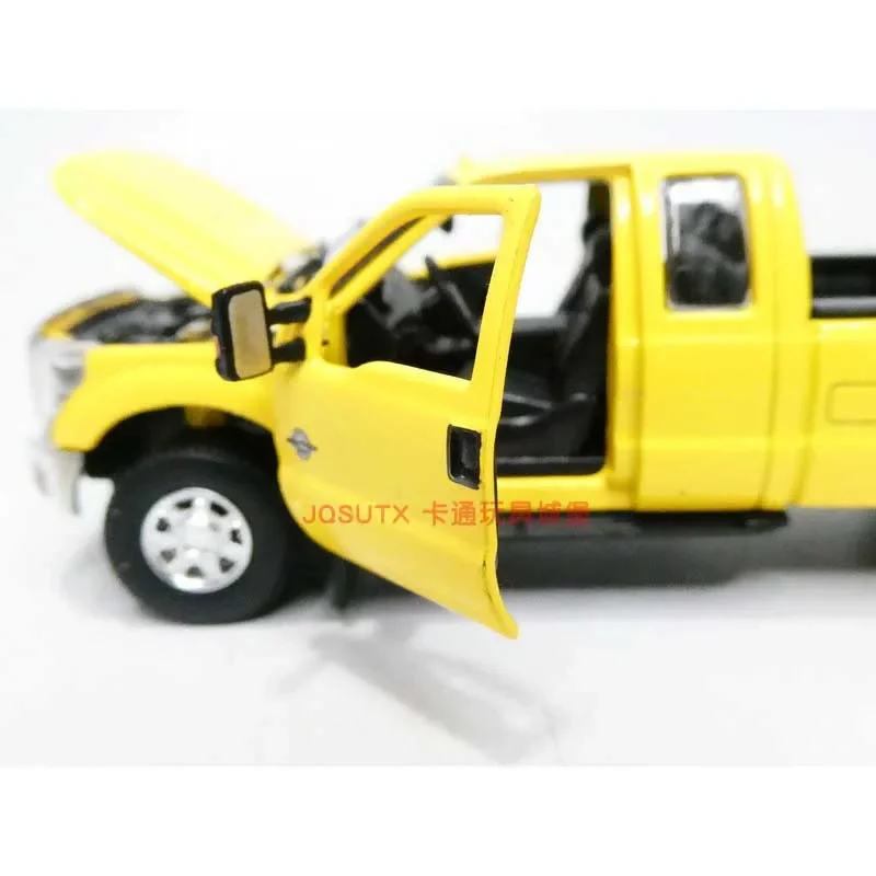 BM Diecast Alloy 1:64 2016 FORD F-250 F250 Yellow Pickup Truck Model Open Door Display Ornament Adult Collection