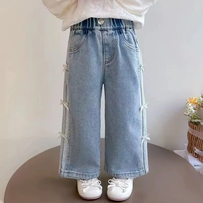 

2025 New Spring Autumn Baby Girls Bow Jeans Kids Loose Long Pants Children's Straight Wide-leg Trousers Baby Casual Clothing