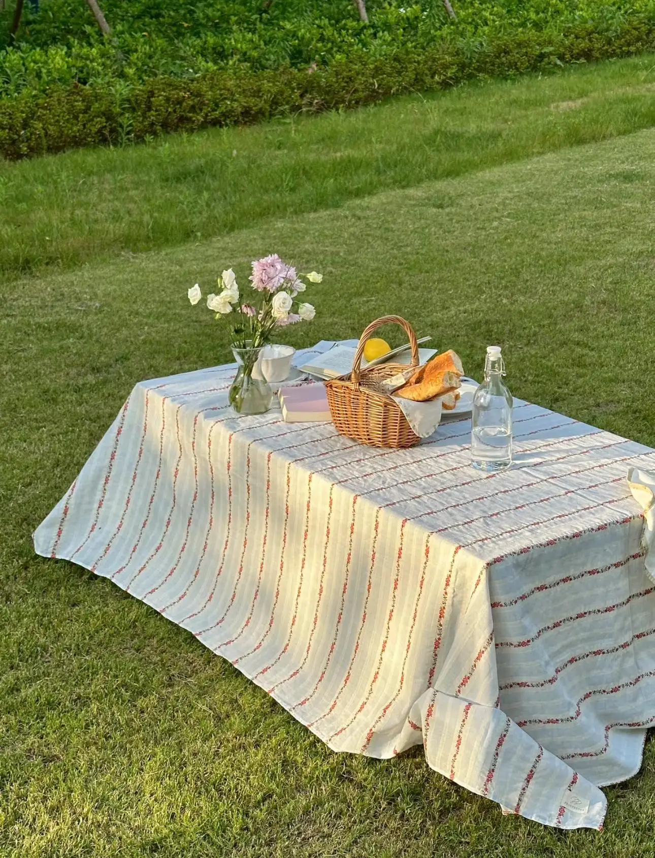 

Printed Waterproof Tablecloth Anti-scalding Thickened Rectangular Home Party Dining Room Furnishings