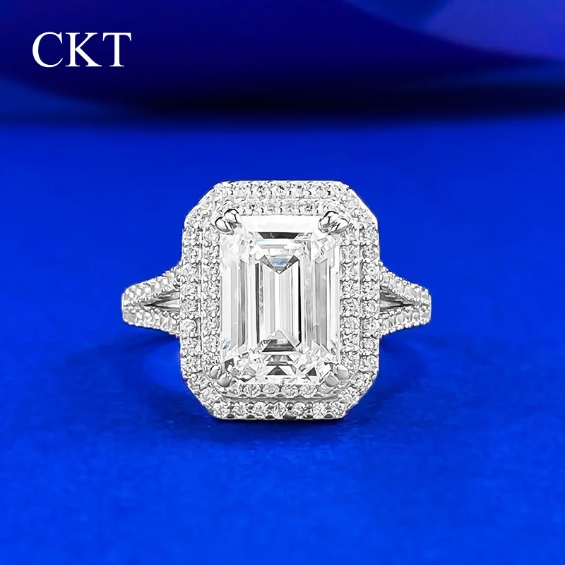 

S925 Silver Luxury Set 7*10mm Emerald Cut Moissanite White Diamond Ring for Women Is Elegant and High-end Fine Jewelry