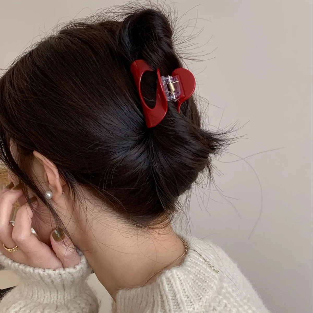 Irregular Hair Shark Claw Clip Colorful Versatile Updo Hair Holder for Women Back Head Fall Winter