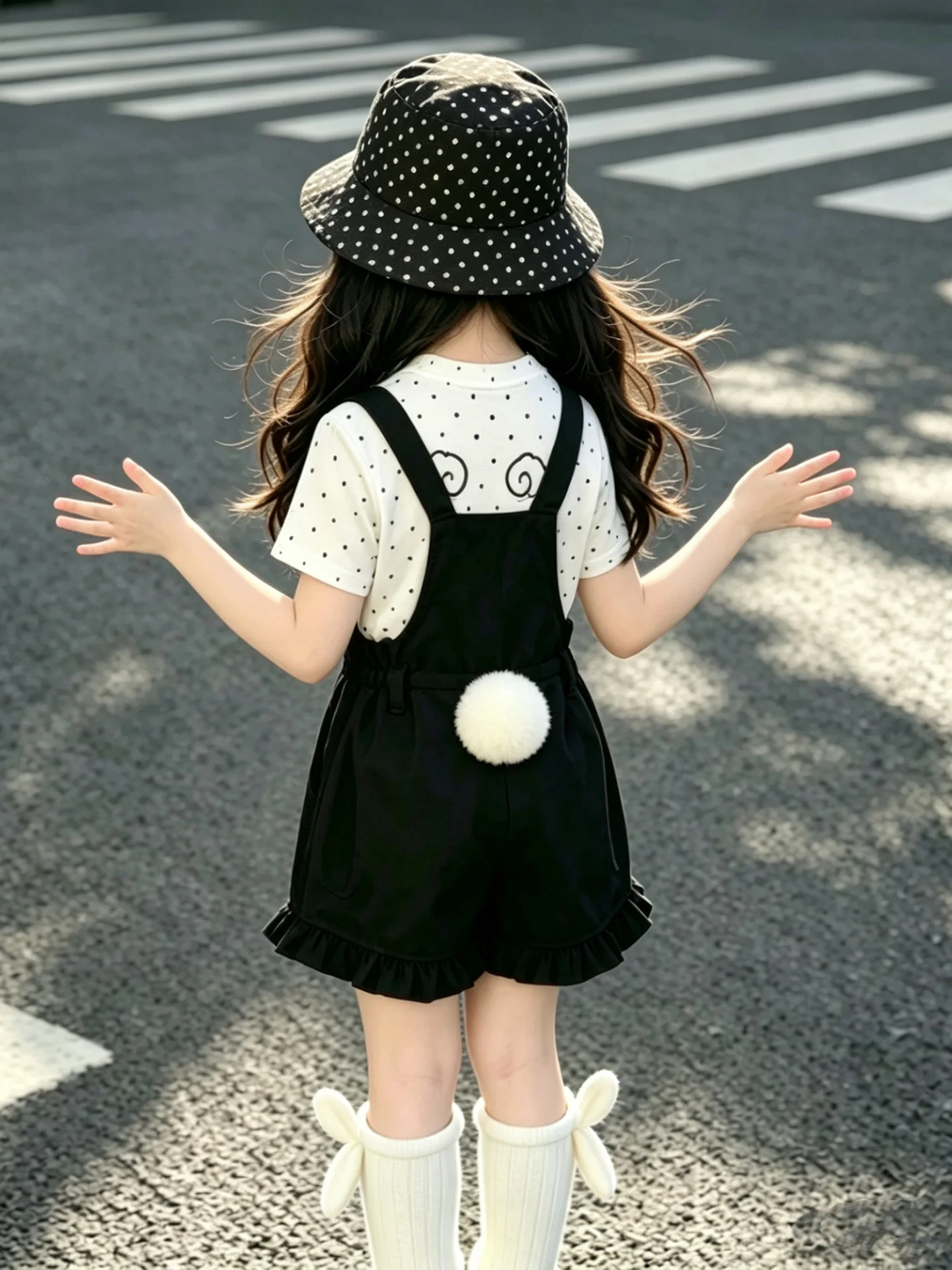 cute-summer-outfit-set-for-girls-2026-new-style-loose-floral-print-overalls-and-top-two-piece-set-breathable-cool-feeling