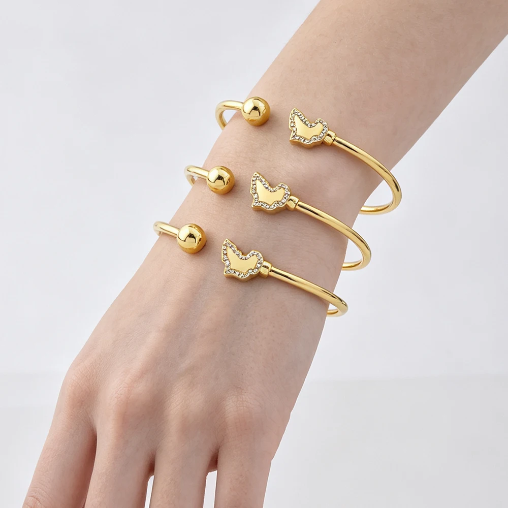 New Luxury Stainless Steel Gold Plated Cuff Bracelet For Women Durable Fashionable Jewelry Accessory For Holiday Gifts Choice