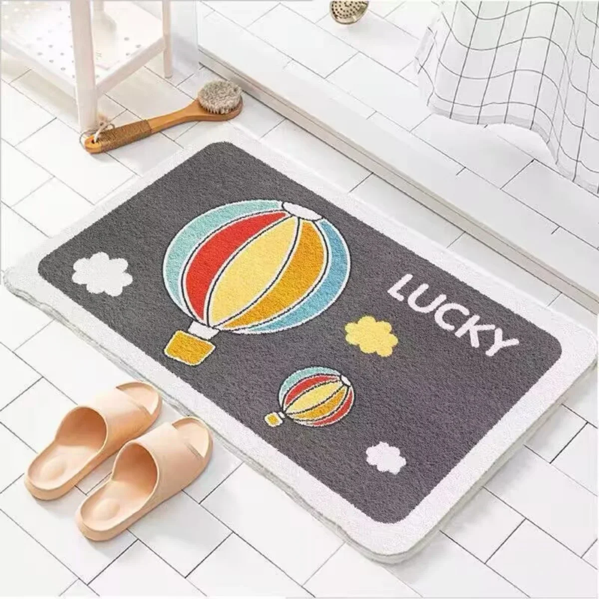 B14LYX Home Decor Floor Mat Hot Air Balloon Print Bath Rug Stylish Lucky Pattern Entryway Carpet Washable Indoor Decor Mat