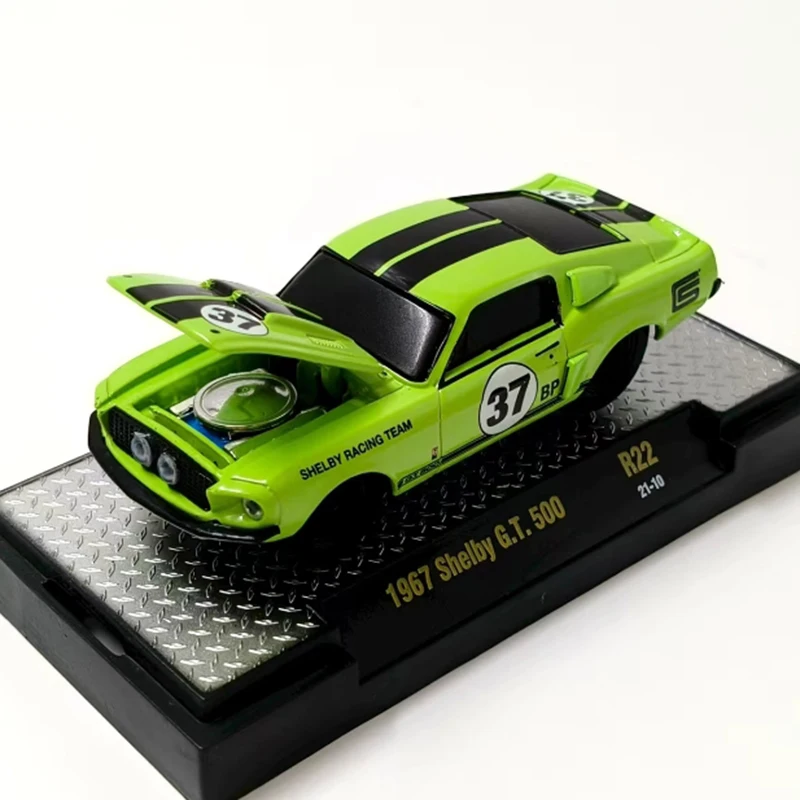 M2 1:64 스케일 쉘비 GT500 스포츠카 합금 시뮬레이션 자동차 모델 정적 컬렉션 장식 휴일 선물 장난감 기념품 선물