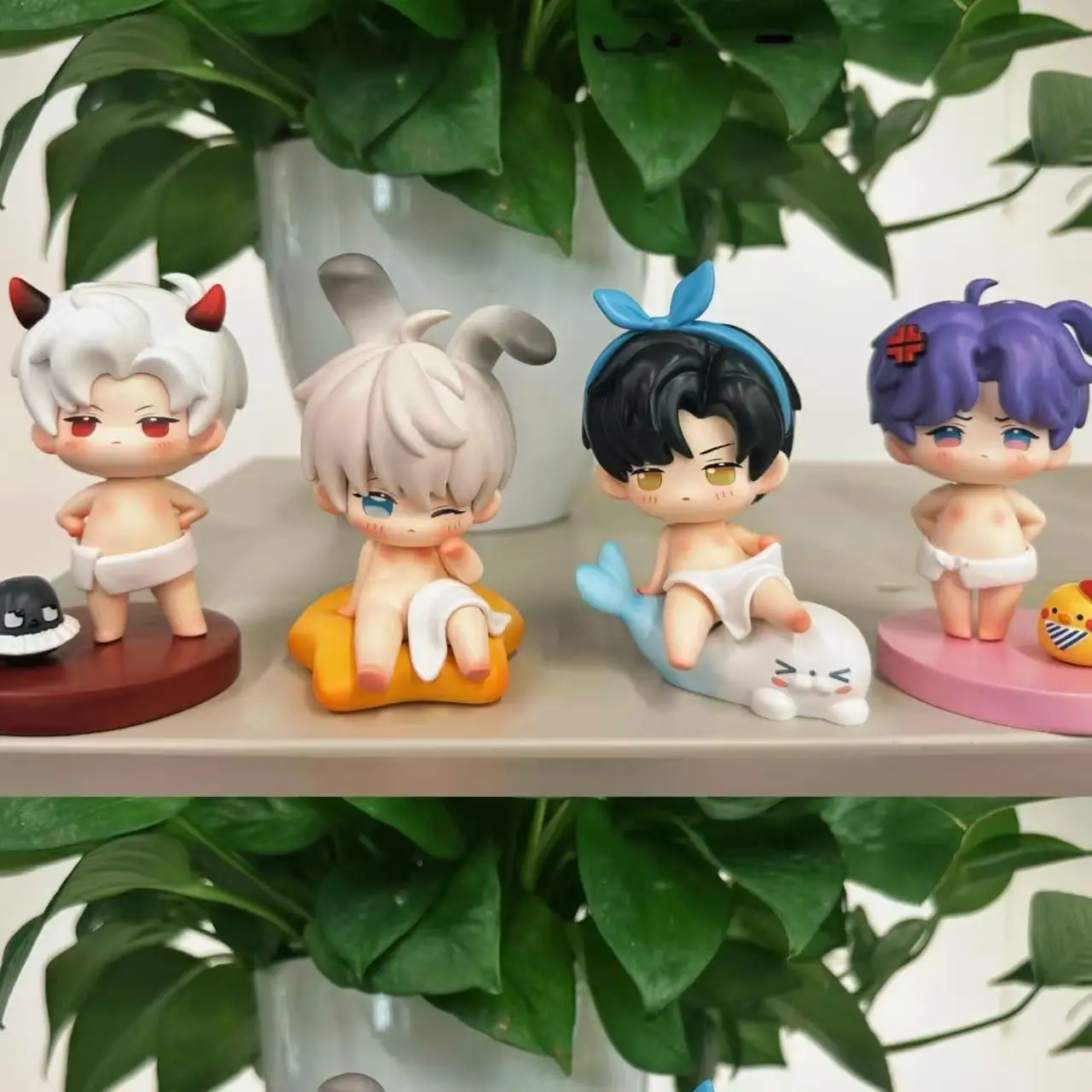 

Cute Love and Deepspace Anime Figure Sylus Rafayel Zayne Xavier Maid Costume Sexy Pvc Model Desktop Decoration Collection Gifts