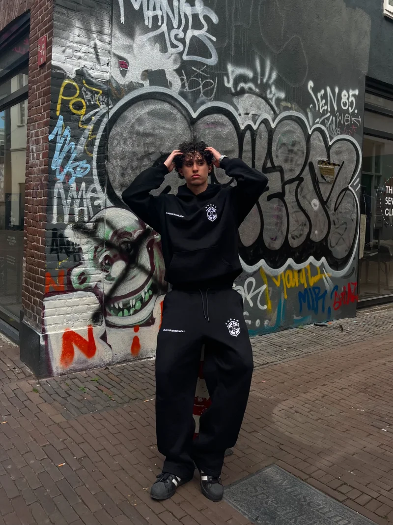 

Модный комплект мужской одежды в стиле хип-хоп, дизайн с рисунком щита, новый комплект в стиле ретро Harajuku, европейская мода, повседневный свободный спортивный комплект для женщин