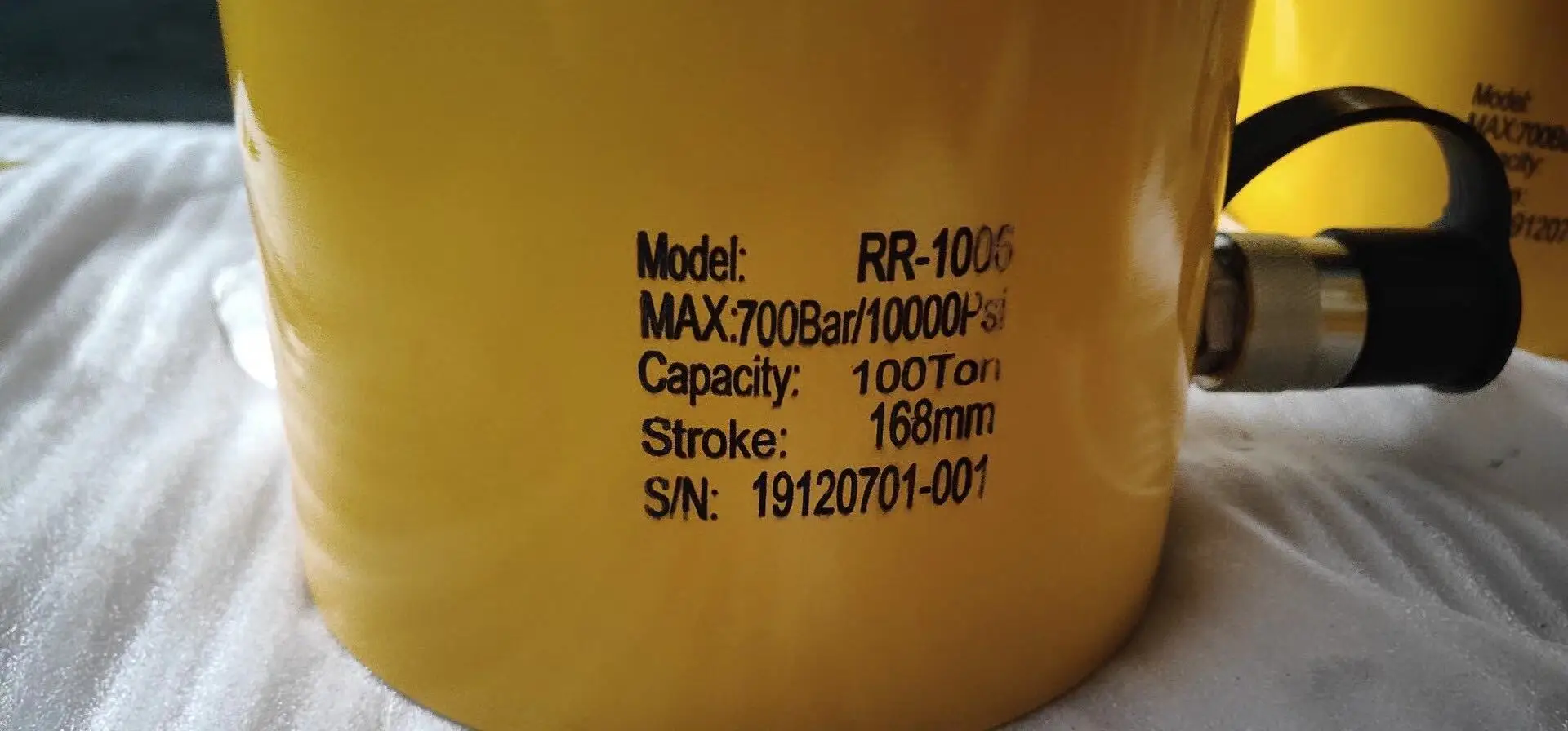 RR-308 Equivalent 700bar 10000psi Double Acting Hydraulic tank Lift Jacks with Outside Threads