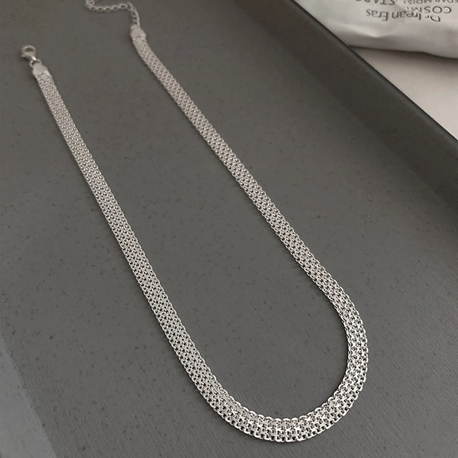 1 piece of S925 silver simple hollowed-out wide necklace, mesh clavicle chain, high quality, suitable for daily wear