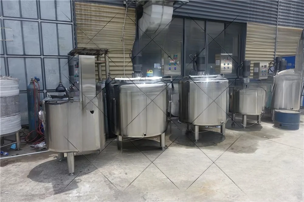 Production equipment, fruit perfume mixing, processing cosmetics perfume cooling, chiller tank