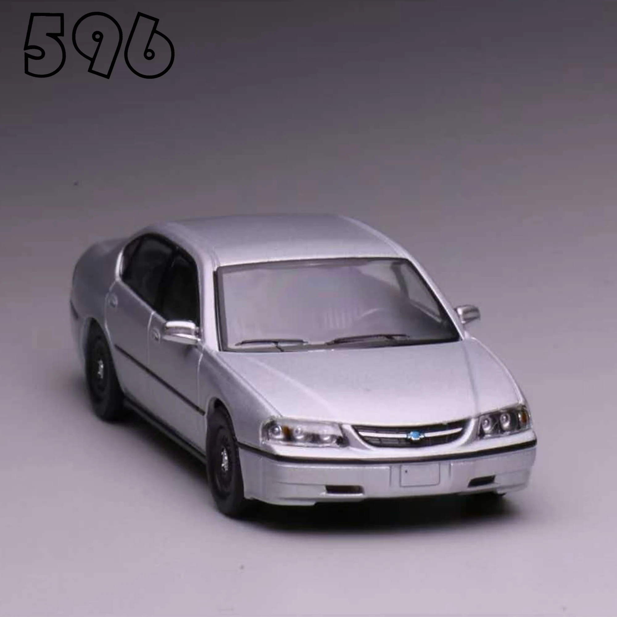 596 1/64 Chevrolet Impala - Der Prototyp des amerikanischen Polizeiautos der NYPD aus Legierungsdruckgussmetall, Spielzeug für Kinder und Jungen – Detail 7