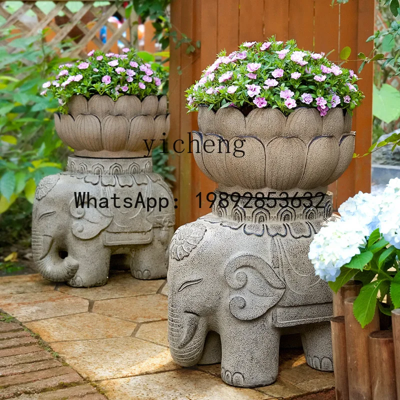 

courtyard entrance guard town house elephant ornament stone pier flower pot stone drum door pier small courtyard layout
