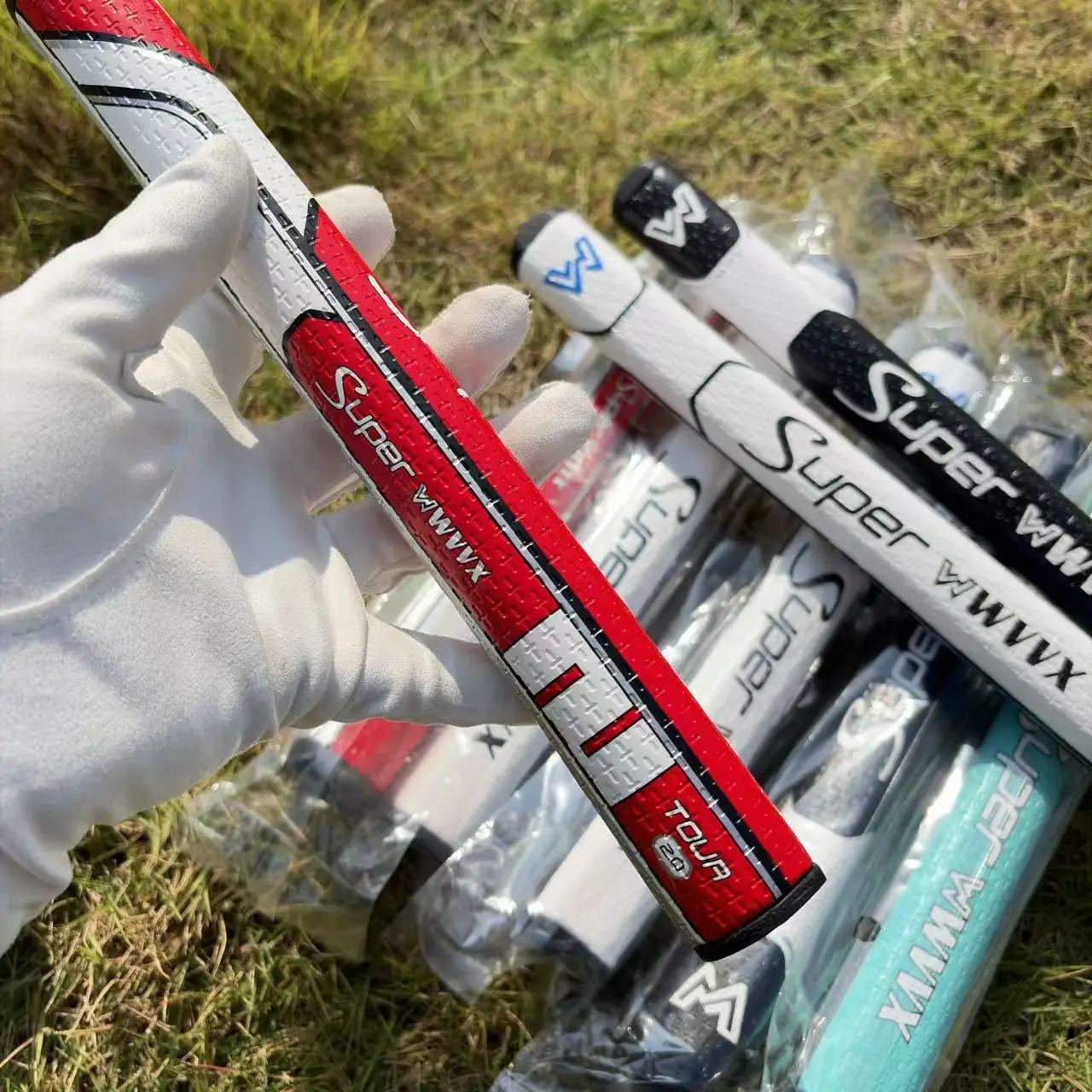Thumbnail 4 - #30 Golf Club Grips Comparison Guide
