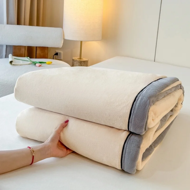 طبقة مزدوجة بلون الحليب المخملية بطانية الخريف الشتاء رشاقته الدافئة بطانية قطيفة ل أريكة تتحول لسرير غطاء سرير سميكة انخفاض الشحن