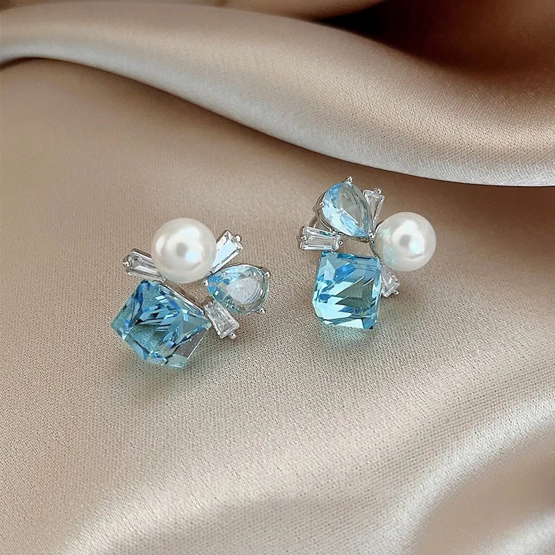 رائعة الأزرق حجر الراين وأقراط للنساء الطازجة تنوعا تقليد اللؤلؤ القرط الفاخرة الراقية مصمم المجوهرات C1