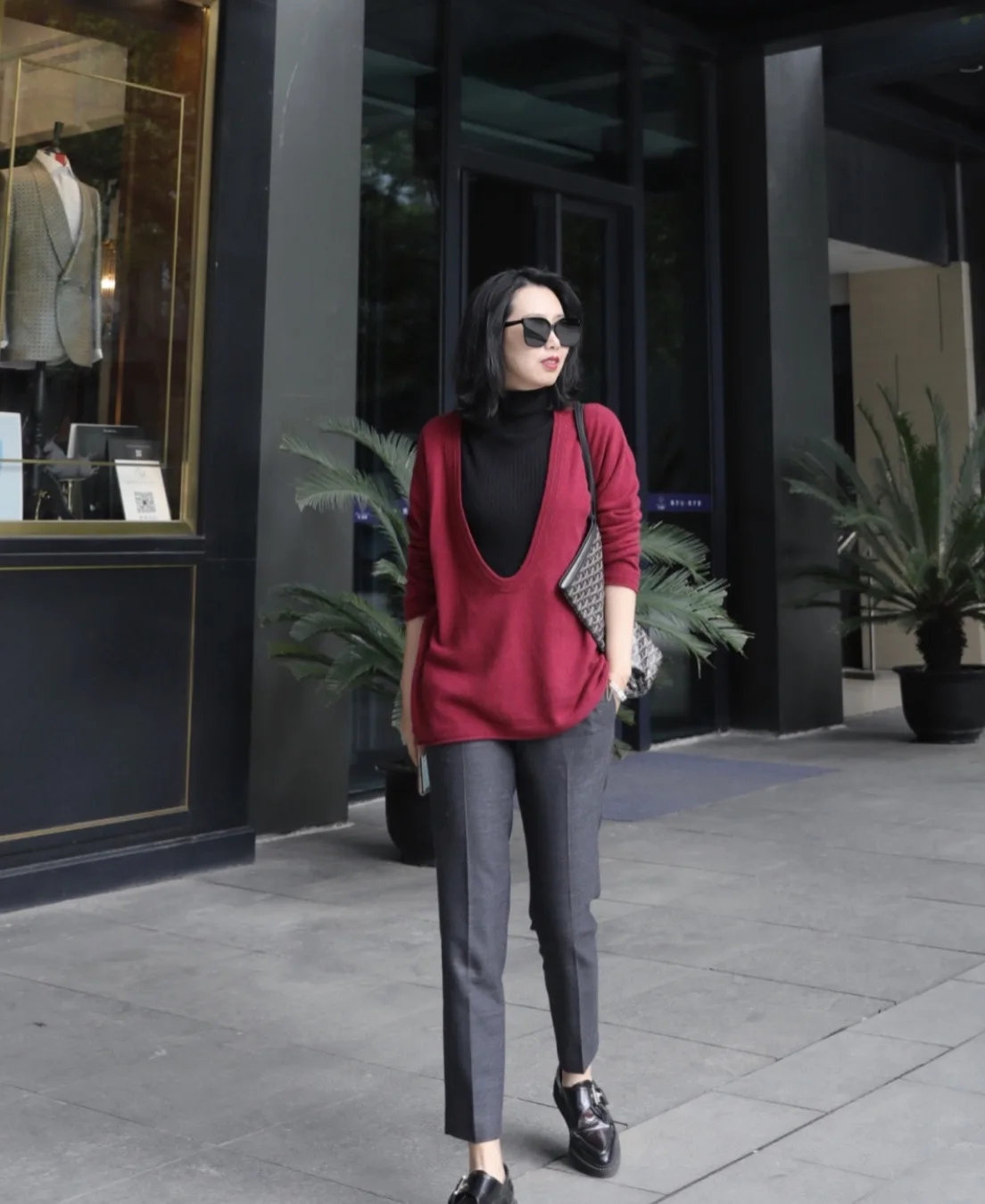 

Комплект из двух предметов LunaMade: мягкий трикотажный костюм свободного кроя для женщин, осенне-весенний, повседневный, модный, с оригинальным дизайном, комфортный