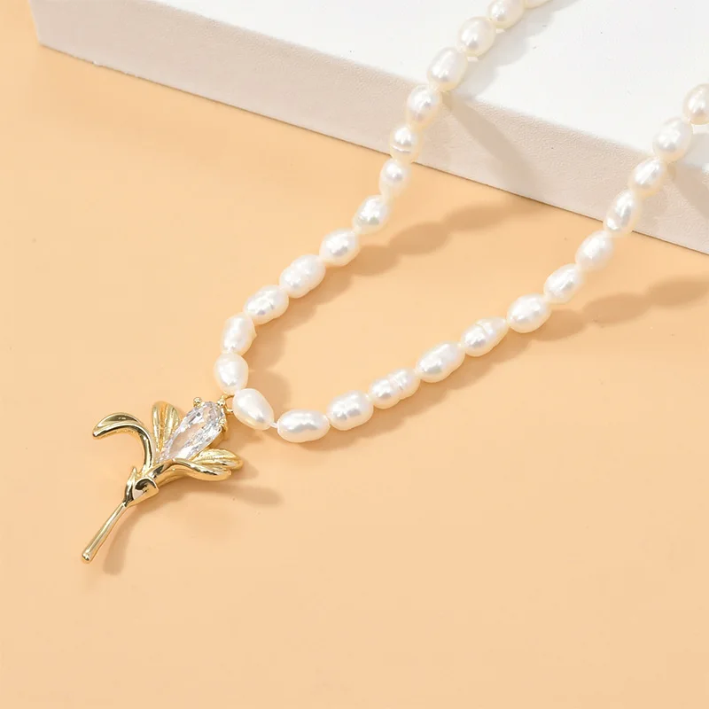 Copper-plated 14k Gold Color Zircon Small Flower Pendant DIY Bracelet Necklace Ear Jewelry Pendant Accessories Material