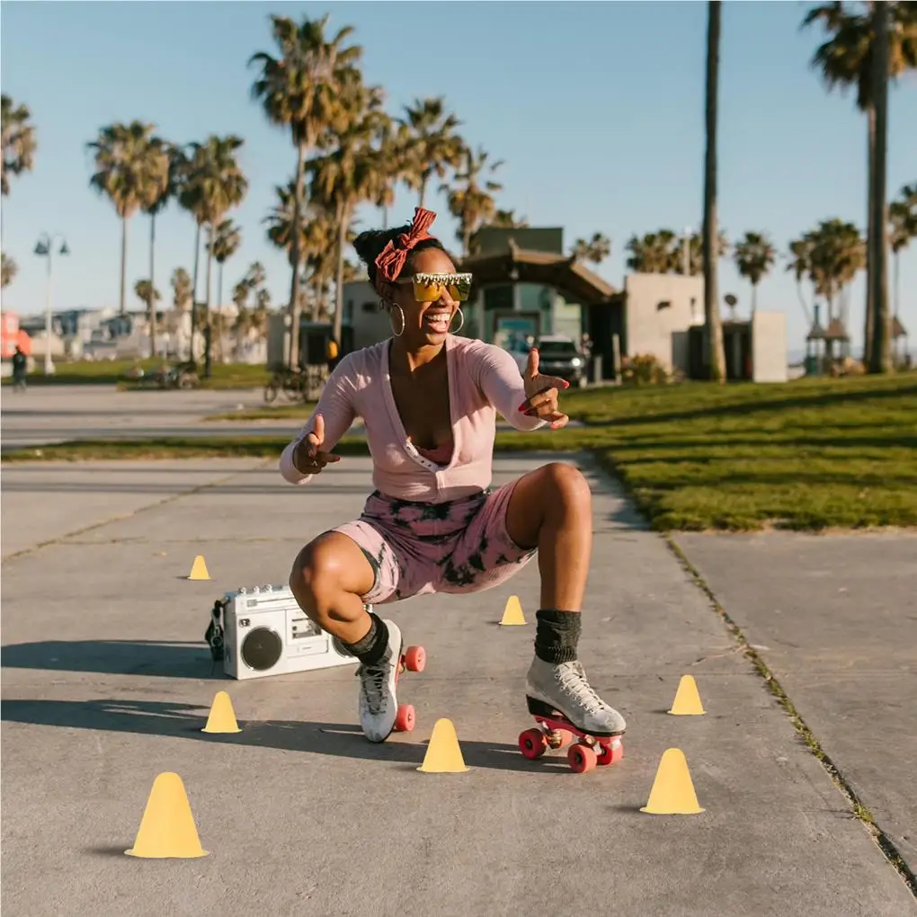 10pcs/lots Exquisite Skate Marker with Smooth Edge Lightweight Soccer Training Cones Marking Barrier for Indoor Green