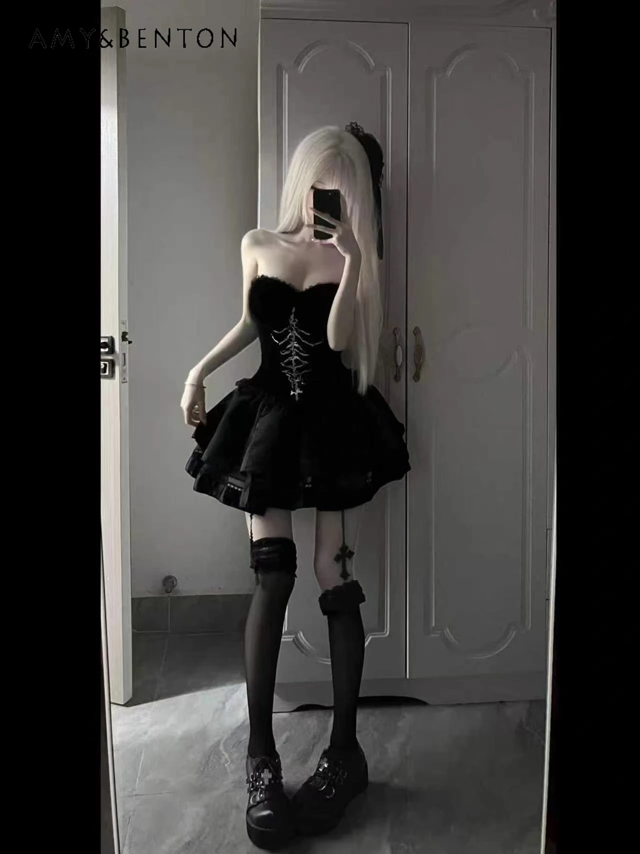 

2026 Summer New Arrival Dark Gothic Style Printed Tube Top Slim Fitting High Waist Short Skirt Y2K Hot Girl Outfit