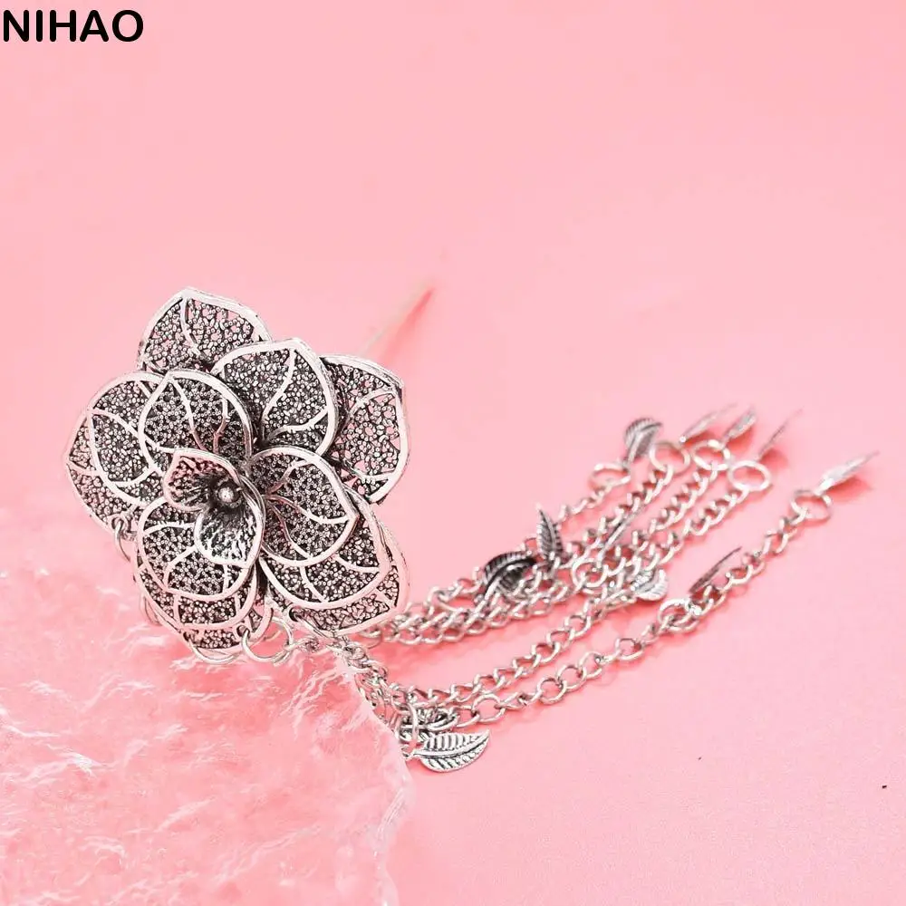Horquilla para el pelo con flor de Metal tailandesa antigua, estilo étnico con diamantes de imitación, borlas doradas, tocado de hojas, palitos para el pelo de rosa plateada