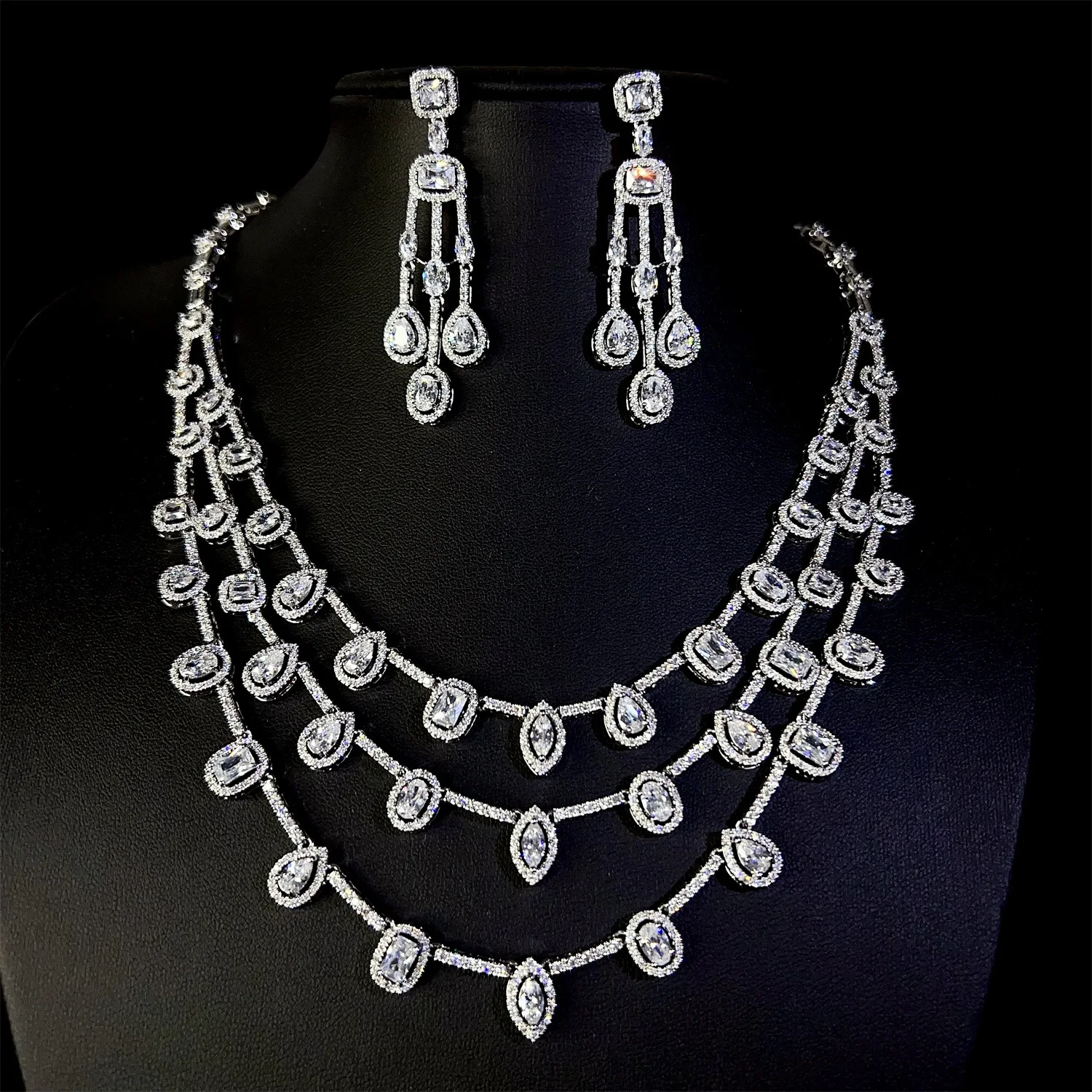 

HIBRIDE New Fine Glitter Jewelry Set of 2 White Triple Necklace Earrings Apparel for Nigeria Wedding Travel Bridal Gift S-901