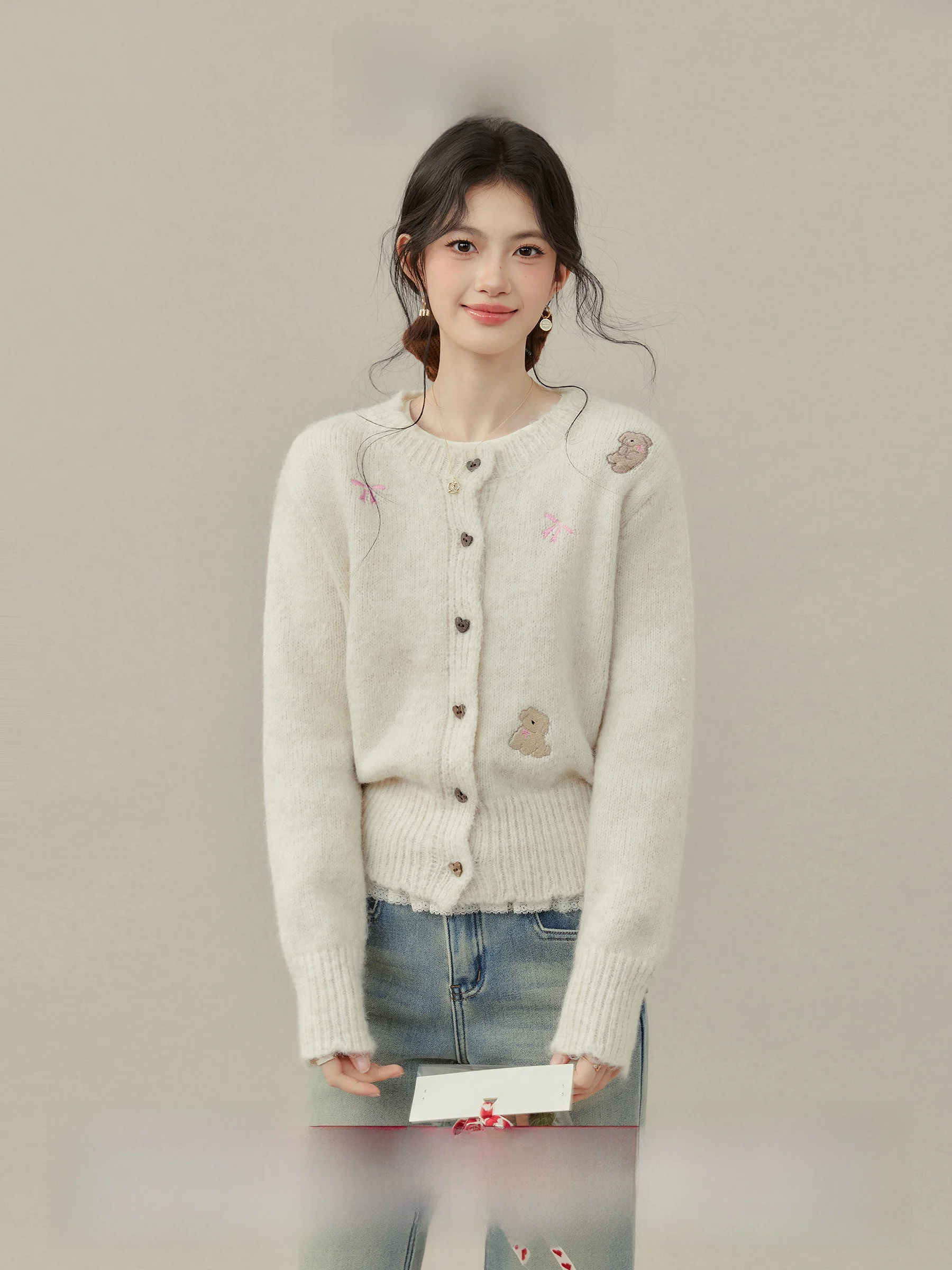 

Женский вязаный кардиган Ele ort с вышивкой, зимний свитер-пальто в стиле Lazy Sle с узором «Медведь» и одной пуговицей