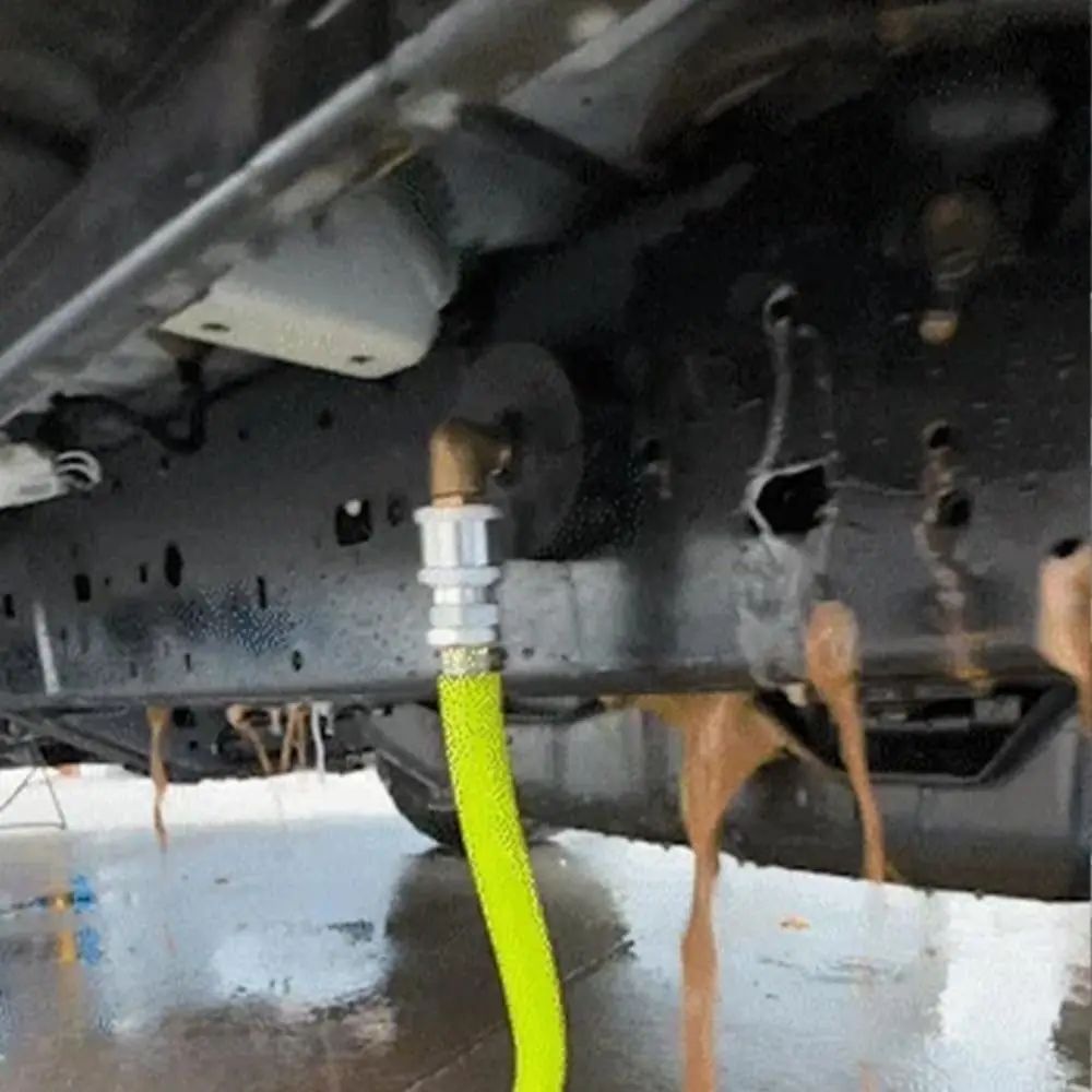 طقم تنظيف الهيكل المغناطيسي على شكل حرف O 6 منافذ مياه 360 درجة °   فوهة الغزل لتنظيف السيارة على شكل حرف O مع اقتران سريع