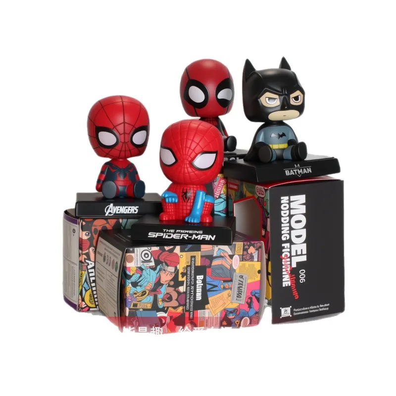 獣王国バットマンスパイダーマンアニメ漫画モデリングフィギュア創造的人格クールな車ボブルヘッド飾りおもちゃ男の子のため