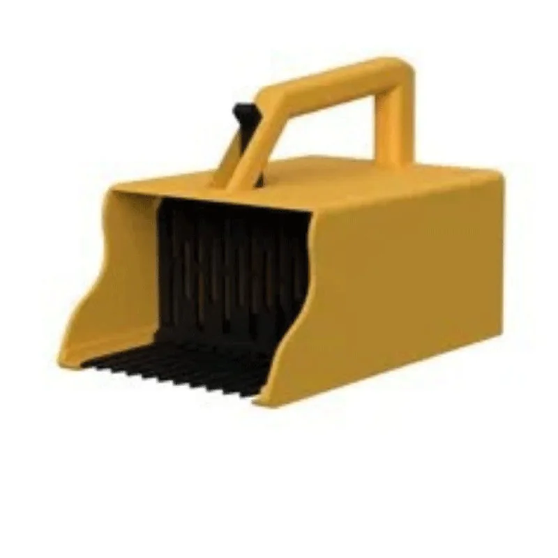 

Outdoor berry picker, creative and portable