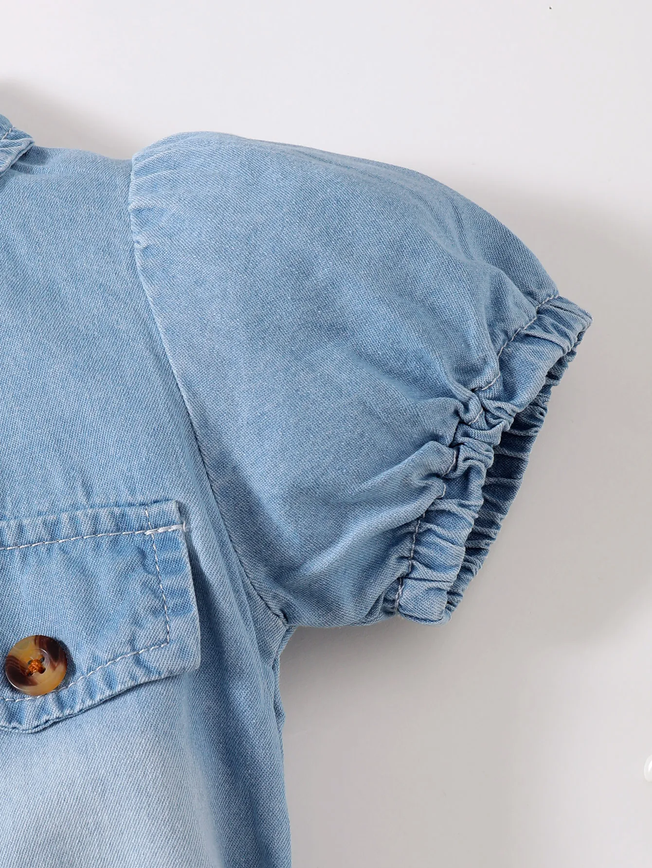 Baby girl solid color one-piece denim jacket