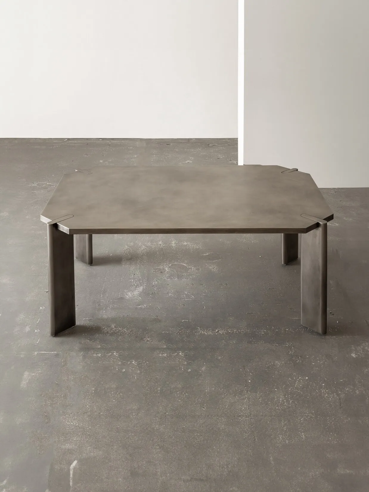 201 Stainless Steel Old Wire Drawing Effect Simple Metal Coffee Table Medieval Style Customizable Size Home Furniture