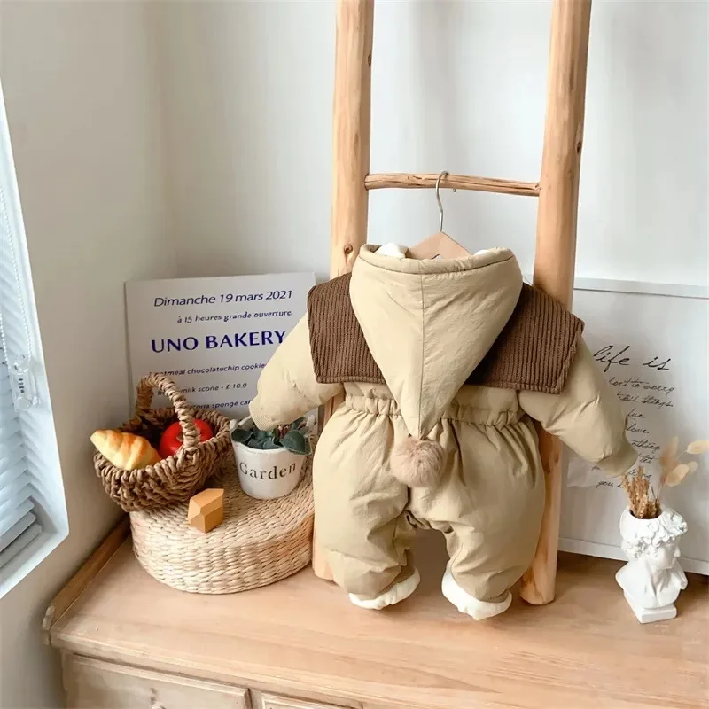 2025 جديد الوليد الشتاء رومبير الكورية موضة سميكة جمبسوت من القطن دافئ طفلة الزي ل 0-24 أشهر