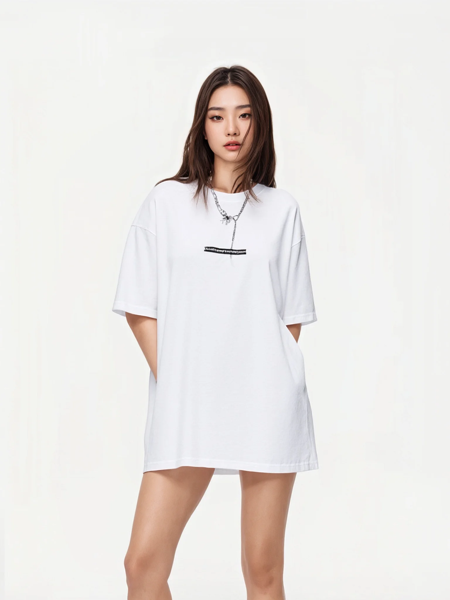 

Новая летняя женская футболка свободного кроя с круглым вырезом, средней длины, белая, из дышащей хлопковой смеси, удобная для повседневной носки