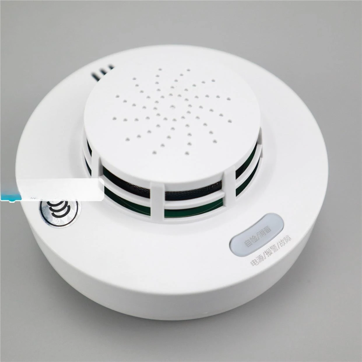 *Kabelgebundener Rauchmelder, Rauchbasis, fotoelektrischer unabhängiger 12-V-Detektor