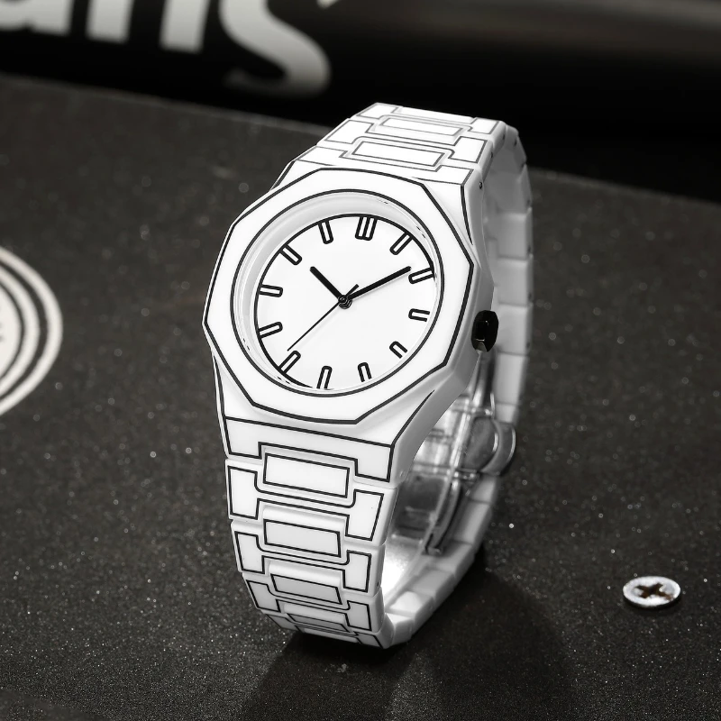 

Классический минималистичный дизайн кварцевые часы аниме линии мужские часы силиконовый ремешок мужские повседневные новые часы с круглым циферблатом Reloj Hombre