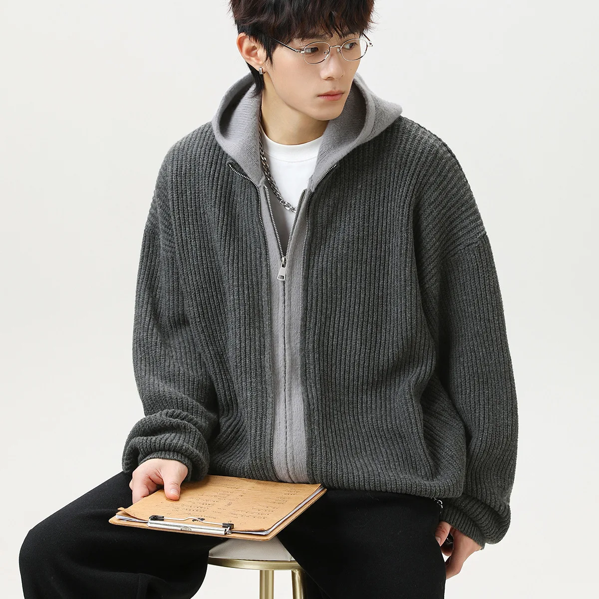 

Laid-Ba Sle Faux Two-Piece Open Cardigan Hoodie Knitted Sweater Jaet Retro Trend Polyester Fiber Winter Warmth Color