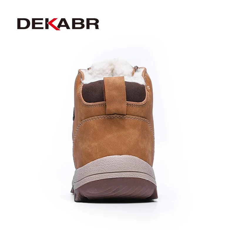 Marca DEKABR, botas de nieve clásicas de piel cálida para otoño e invierno de cuero genuino, botas de moto para hombre, botas cálidas hasta el