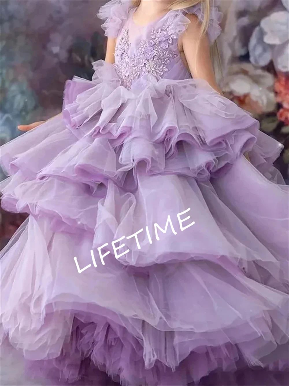 

Purple Sleeveless Flower Girl Dresses Princes Ball Gown First Communion Prom Fashion Appliques Tiered Pleat