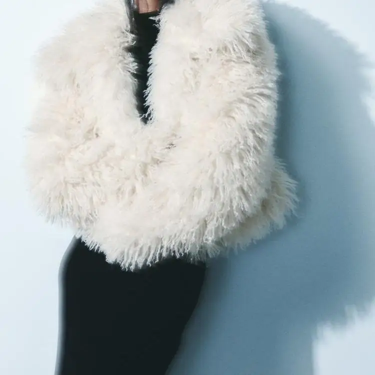 Faionable Casual Kunstfell-Effekt Langer Sve-Kragen-Mantel Neue Herbst-Winter-Damenbekleidung 434773 Normale Sve-Länge