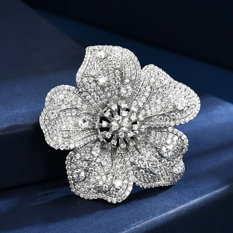 

Elegant Vintage Design Retro Corsage Exquisite Atmosphere Pearl Zircon Begonia Flower Women's Brooch Accessories Enamel Pins