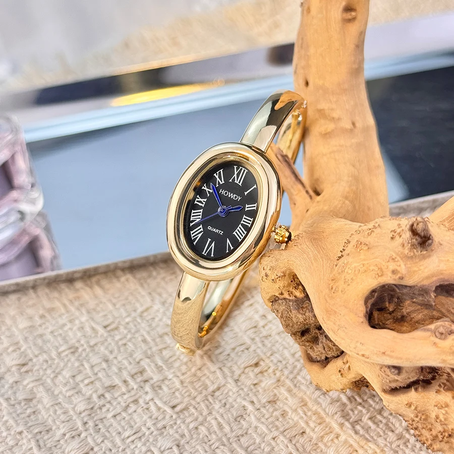 New Style Bathtub Bracelet Small Dial Exquisite and Unique Light Luxury Women's High-End Roman Numerals Oval Quartz Watch